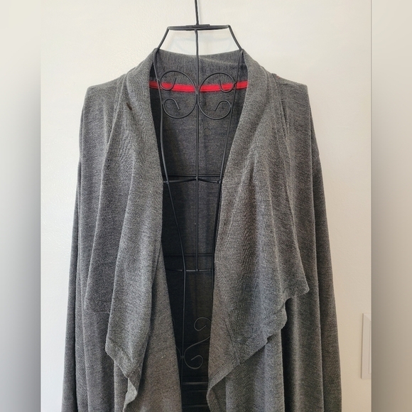 Sleepwear Lounge Cardigan with pockets - Picture 2 of 5